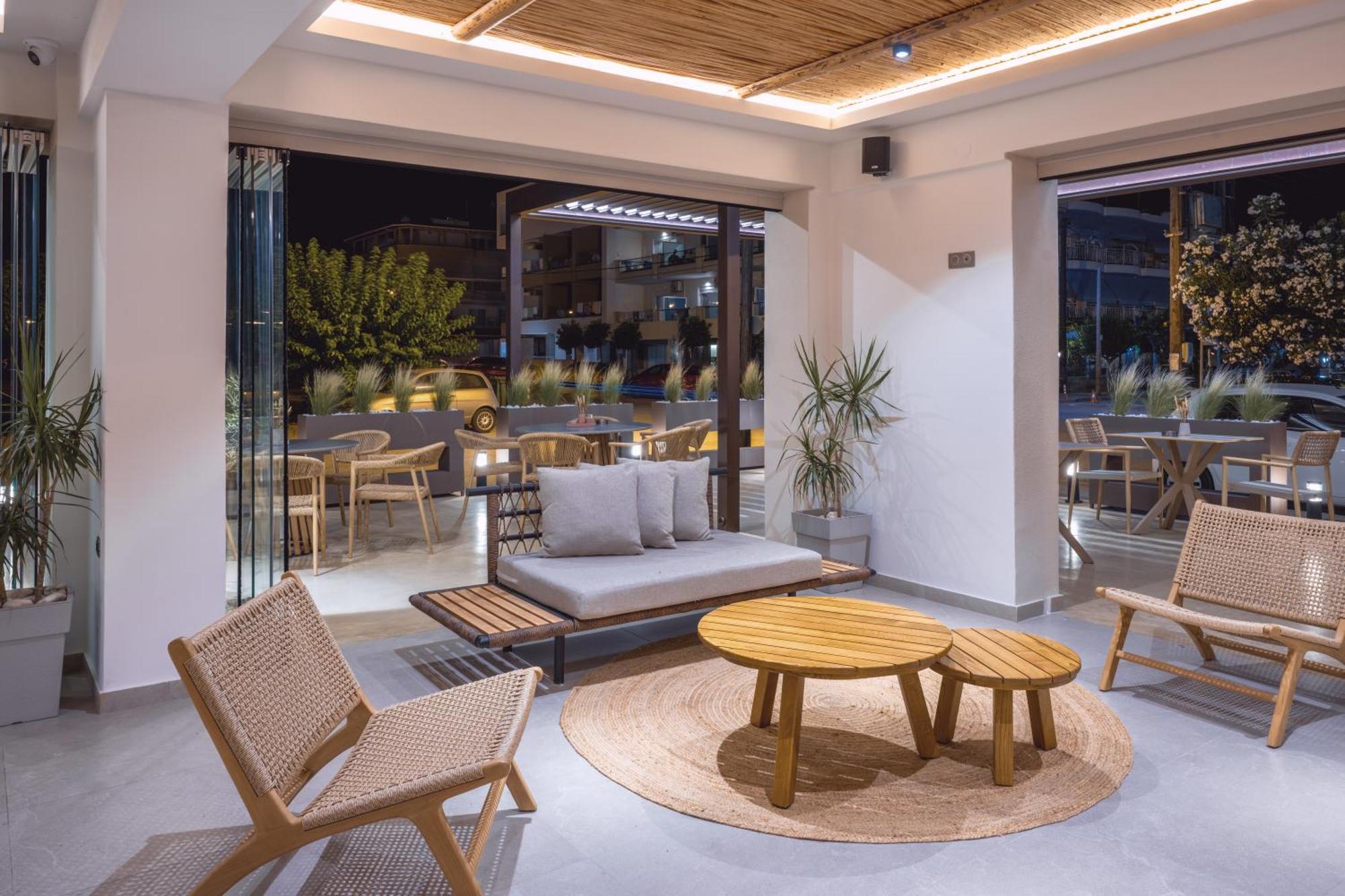 Aparthotel Pantheon Sea View Neoi Poroi Exterior foto